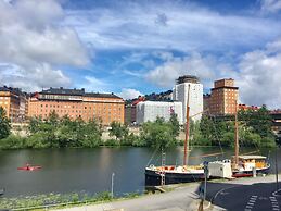 Hotel M/S Monika