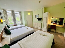 Green Gables Hotel