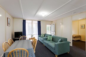Park Avenue Holiday Units