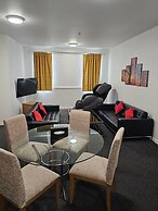 Ramada by Wyndham Hamilton City Center