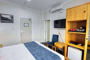 Ramada by Wyndham Hamilton City Center