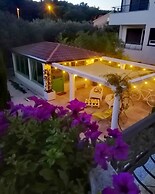 Villa Mandolina Apartments
