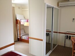 The 3 Explorers Motel