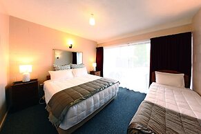 289 Midway Motel