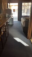 Royal Palms Motor Inn