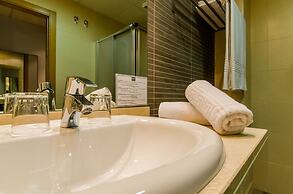Hotel YIT Alcover