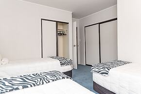 Dolphin Motel