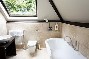 Windfalls Boutique Hotel
