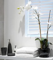 Windfalls Boutique Hotel