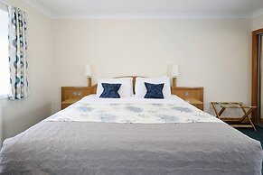 Woodland Bay Hotel