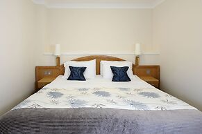 Woodland Bay Hotel