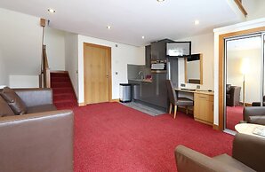 Woodland Bay Hotel