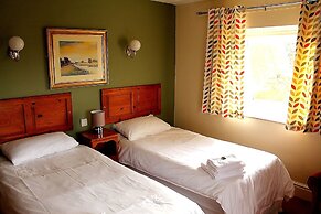 The Menai Hotel and Bar