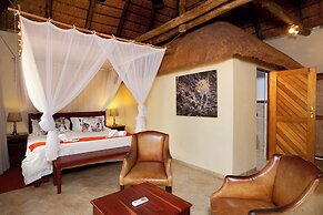 Kubu Safari Lodge