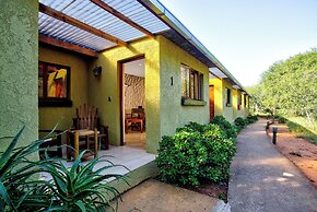 Kubu Safari Lodge