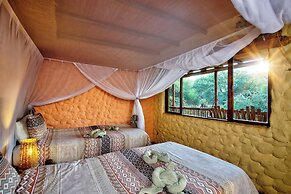 Kubu Safari Lodge