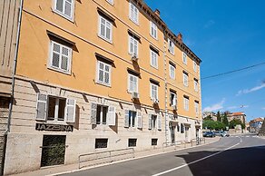 Villa Olea