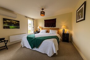 Pen-y-bryn Lodge
