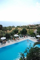 Aronis Apartments