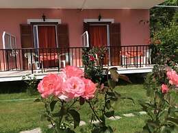 Aronis Apartments
