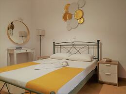 Aronis Apartments