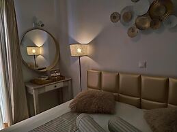 Aronis Apartments