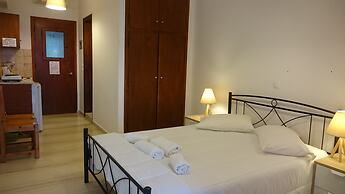 Aronis Apartments