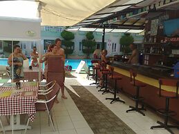 Club Sunset Apart