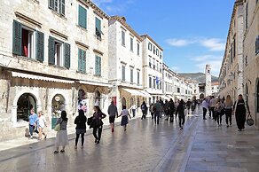 Apartments Nerio