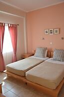Akis Apartments