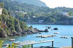 Akis Apartments