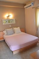 Akis Apartments