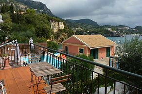 Akis Apartments