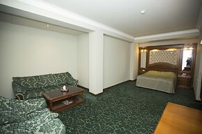 Hotel Russia