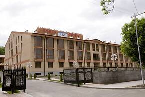 Hotel Russia