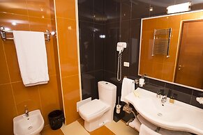 Hotel Russia