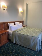Hotel Russia
