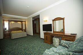 Hotel Russia
