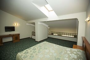 Hotel Russia