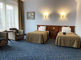 Hotel Russia
