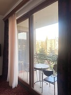 Hotel Russia