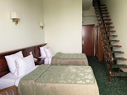 Hotel Russia