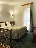 Hotel Russia