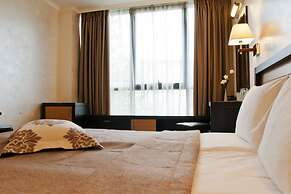 EfBet Hotel
