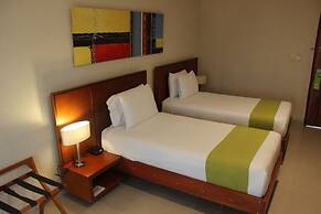 Hotel Atrium Plaza