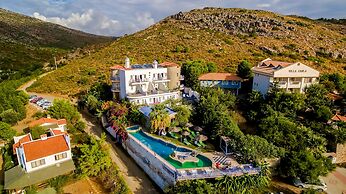 Villa Asina