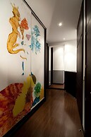THC Latina Hostel