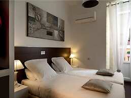 THC Latina Hostel