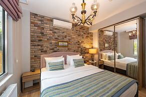 The Marions Suite Hotel