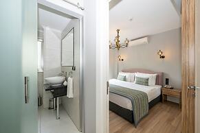 The Marions Suite Hotel